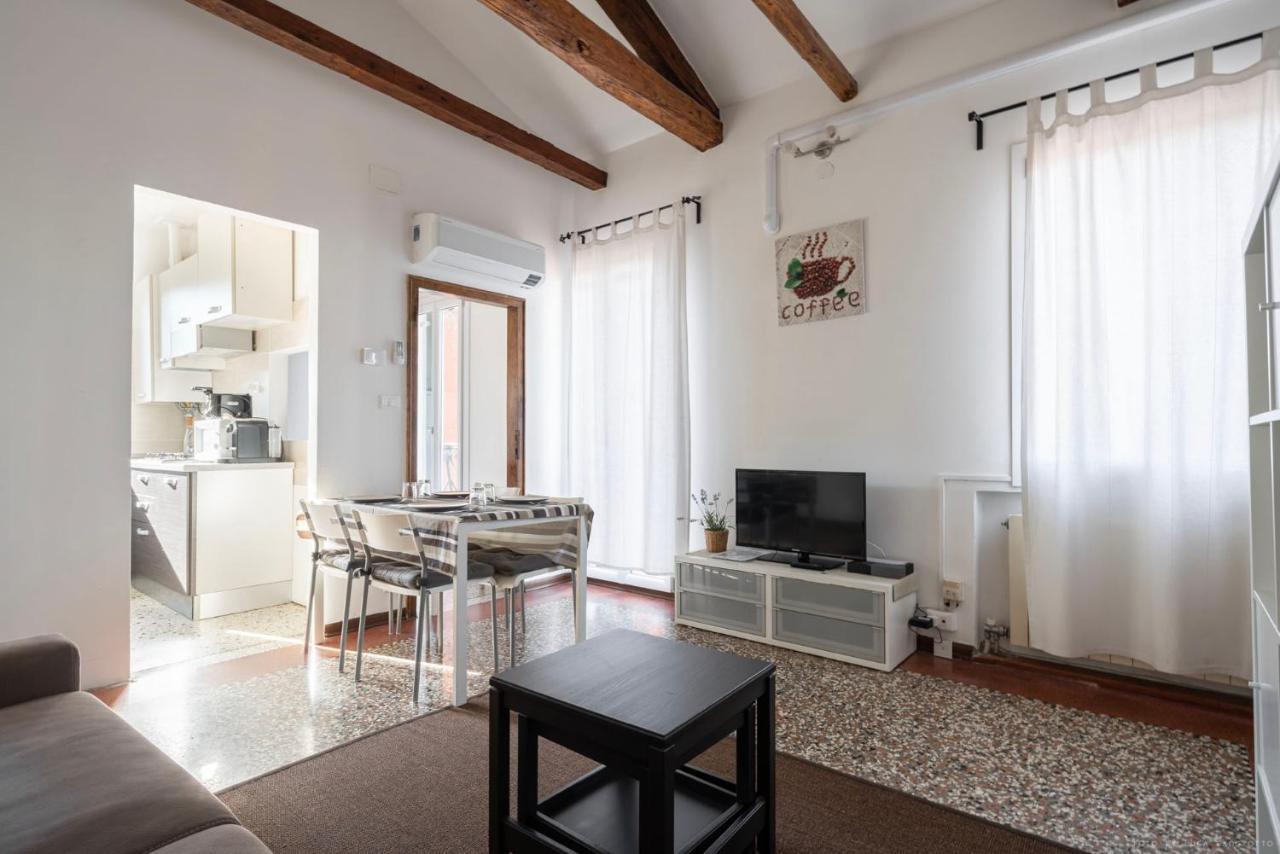 Ca' Giorgia Balcony House Apartment เวนิส ภายนอก รูปภาพ