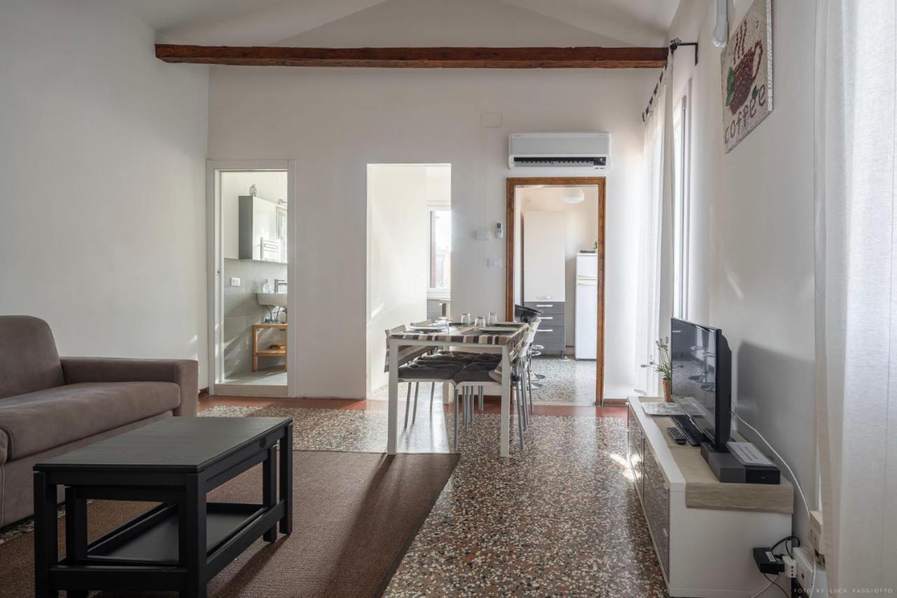 Ca' Giorgia Balcony House Apartment เวนิส ภายนอก รูปภาพ