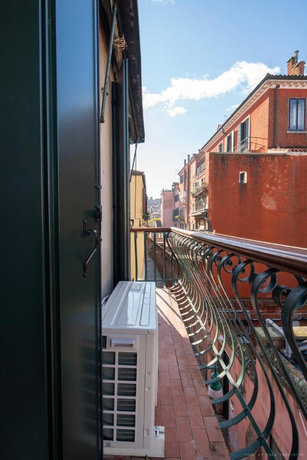 Ca' Giorgia Balcony House Apartment เวนิส ภายนอก รูปภาพ