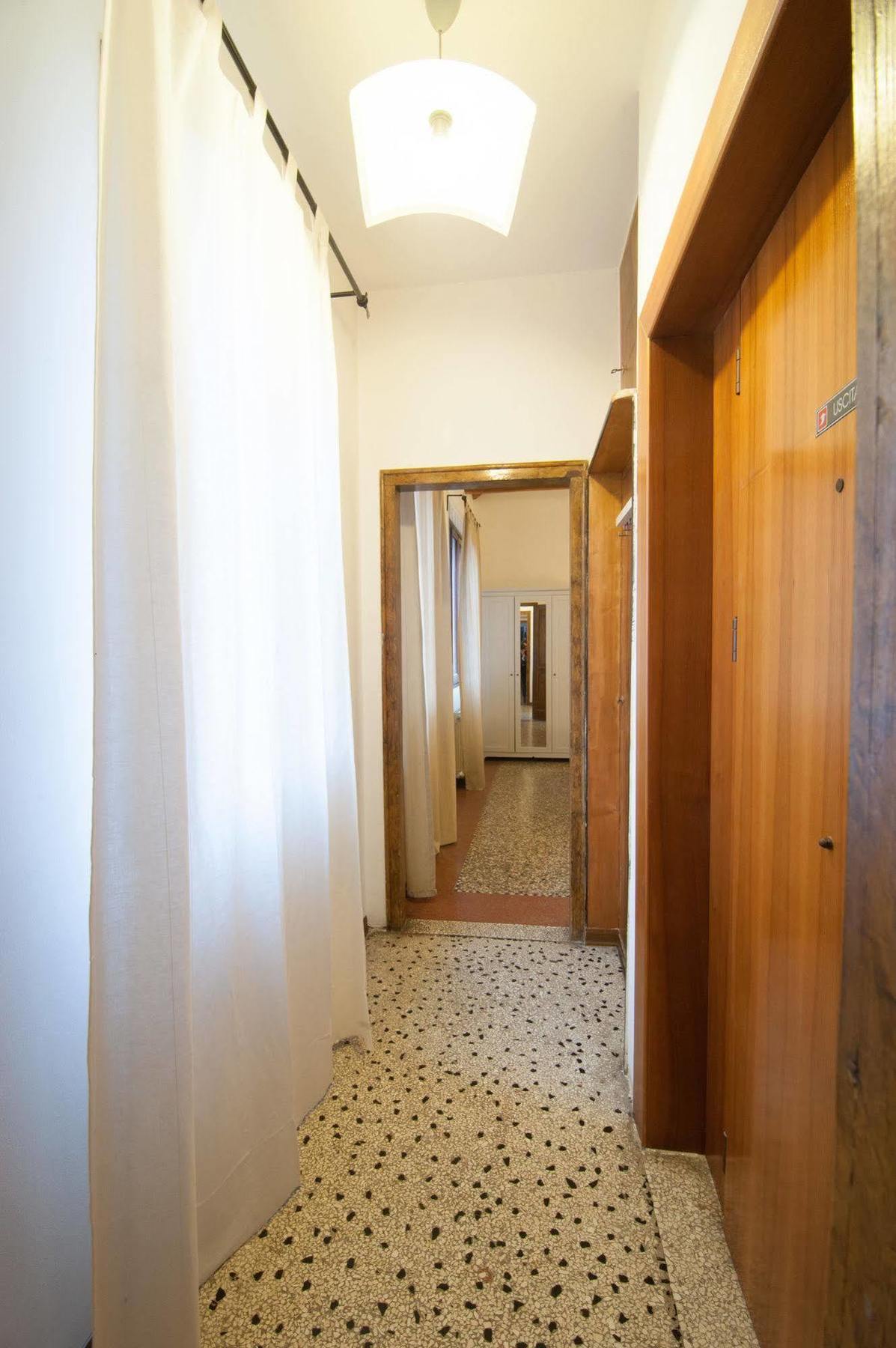 Ca' Giorgia Balcony House Apartment เวนิส ภายนอก รูปภาพ
